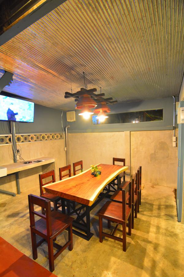 La Moon Hostel Bangkok Dış mekan fotoğraf