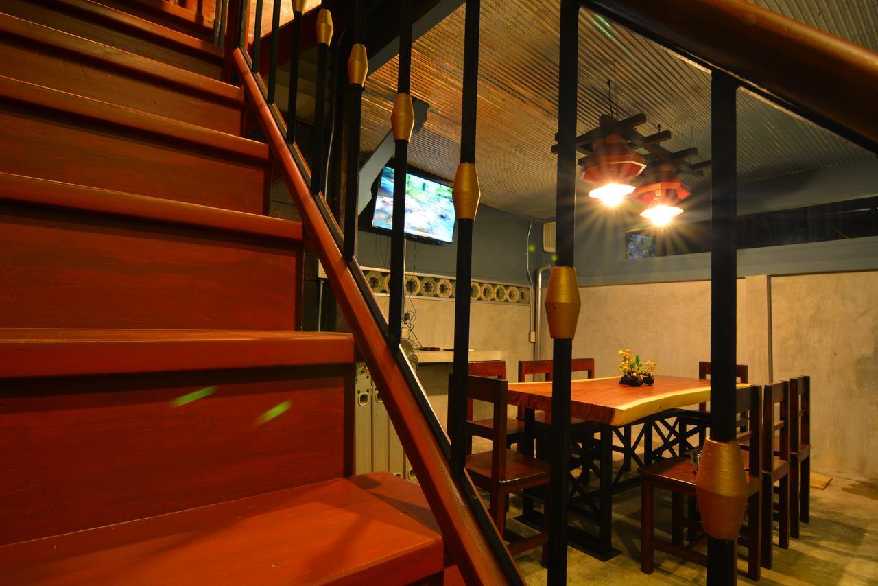 La Moon Hostel Bangkok Dış mekan fotoğraf